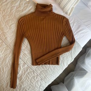 Zara turtleneck knit sweater size Small (US 2)